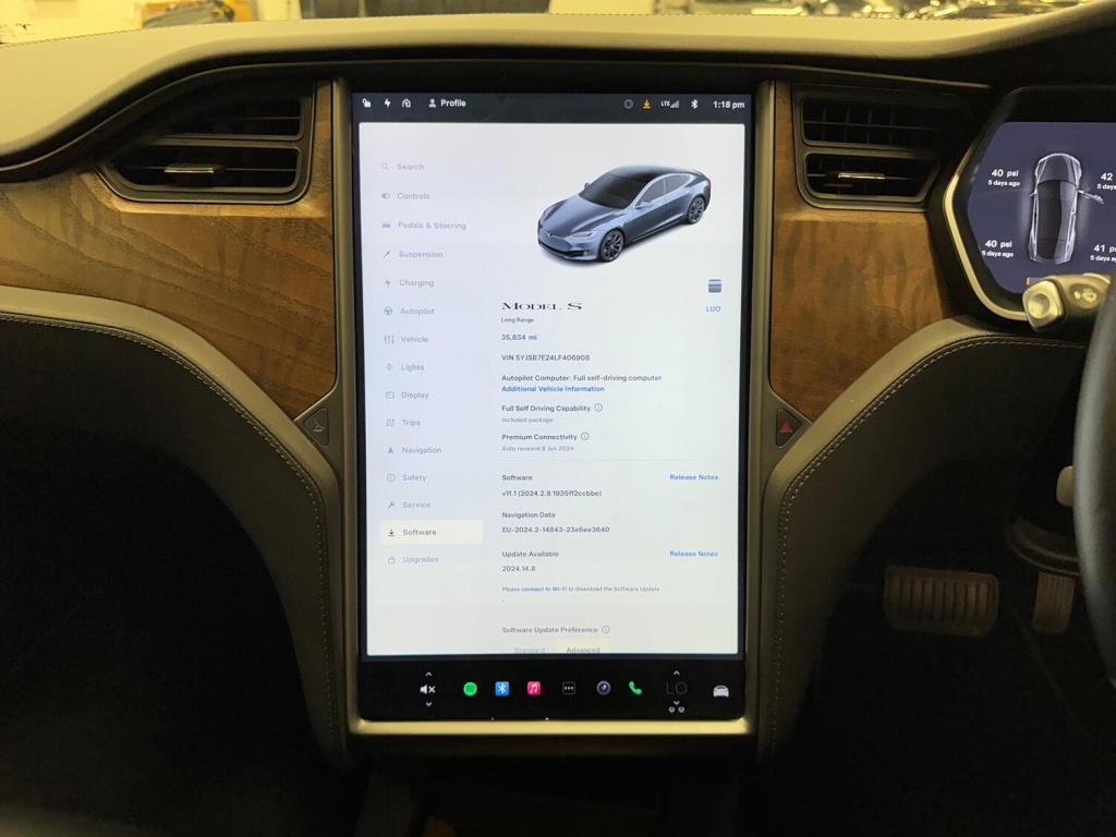 TESLA MODEL S