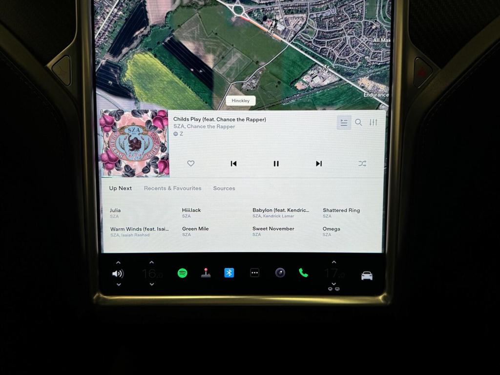 TESLA MODEL X