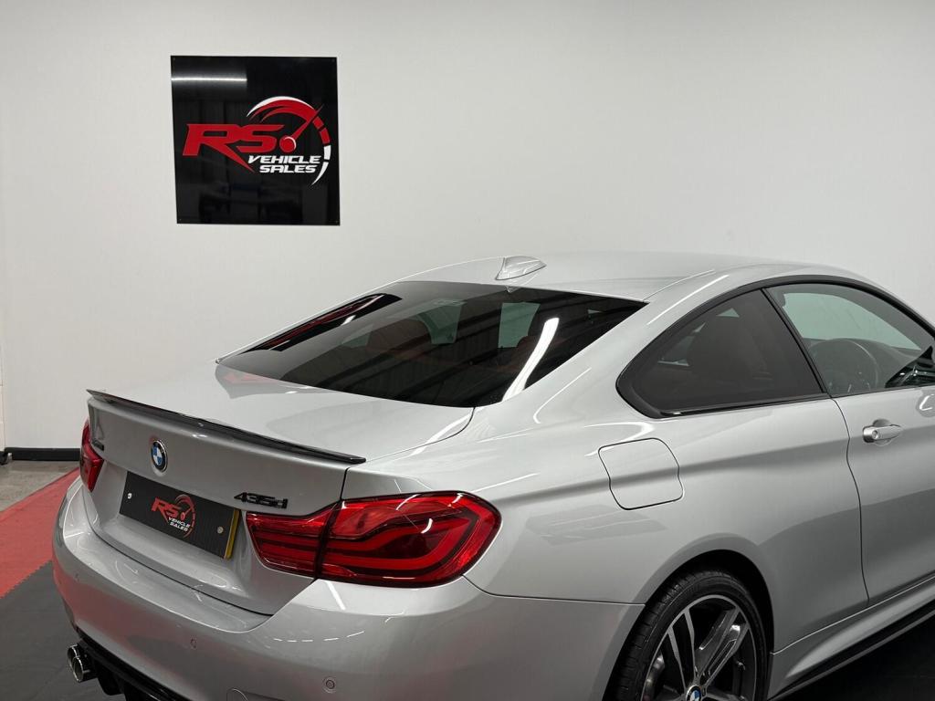 BMW 4 SERIES