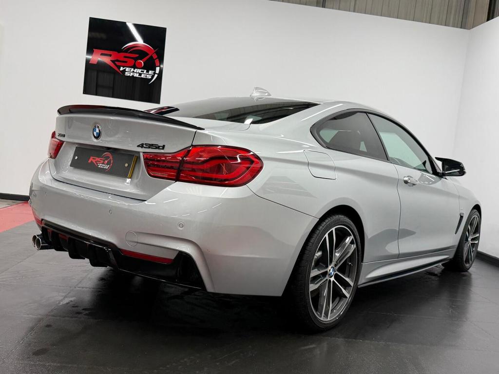 BMW 4 SERIES
