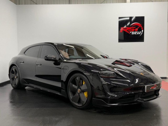 PORSCHE TAYCAN Performance Plus 93.4kWh Turbo S (2021/71)