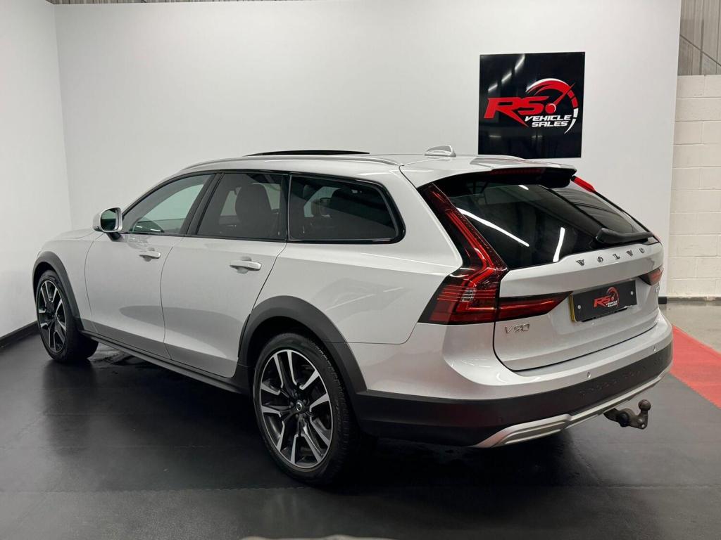 VOLVO V90 CROSS COUNTRY