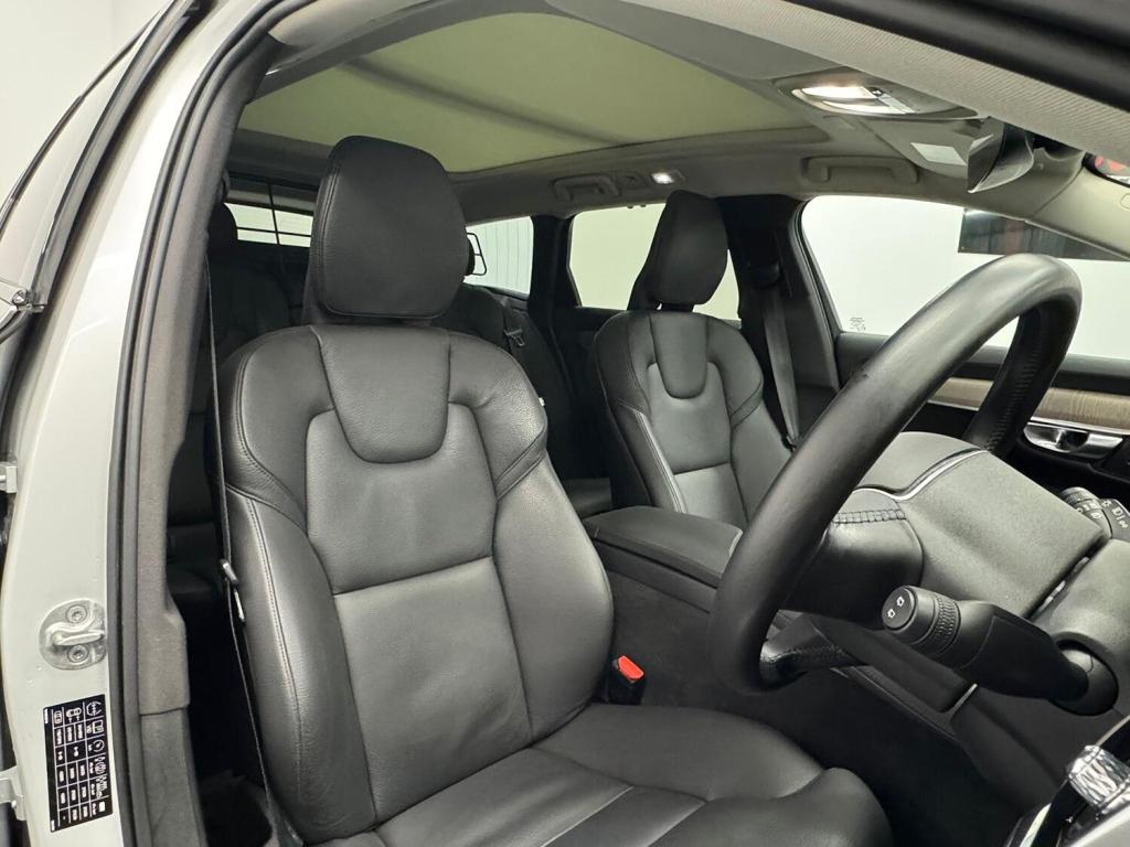 VOLVO V90 CROSS COUNTRY