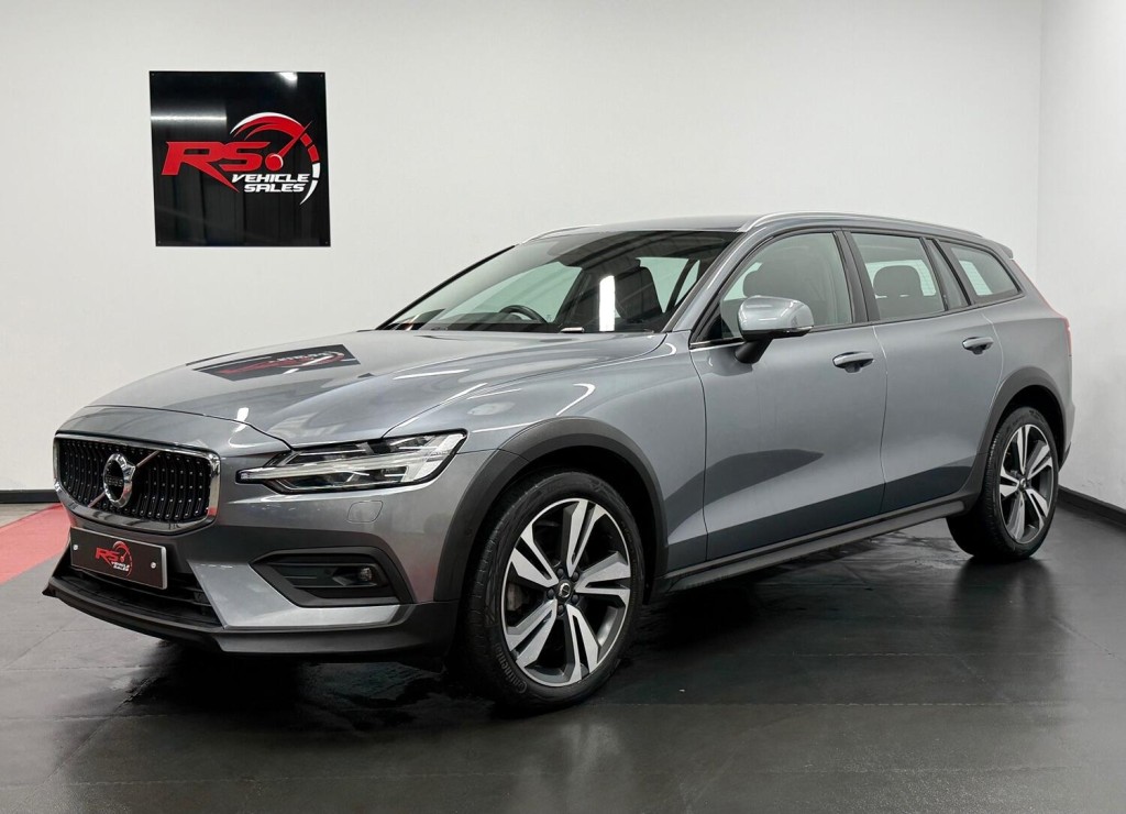 VOLVO V60 CROSS COUNTRY