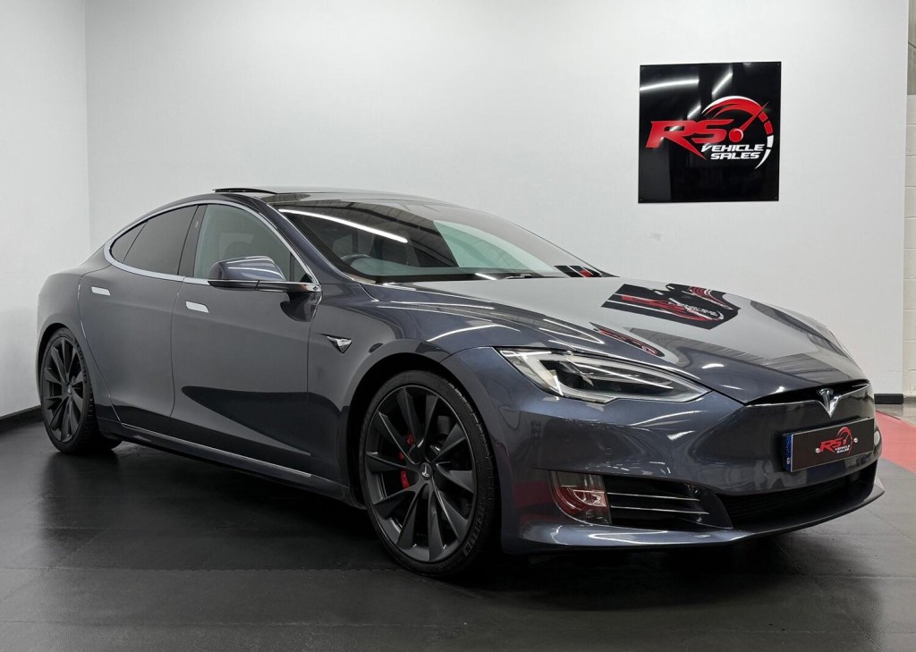 TESLA MODEL S