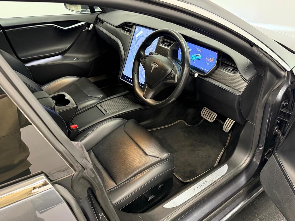 TESLA MODEL S