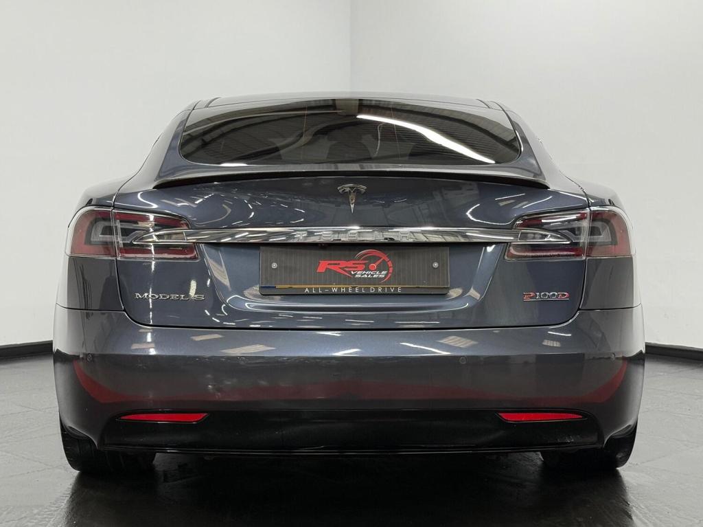 TESLA MODEL S