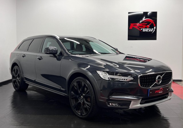 VOLVO V90 CROSS COUNTRY  2.0 D5 Plus Auto AWD Euro 6 (s/s) 5dr [Air Suspension | Winter Pack} (2020/69)