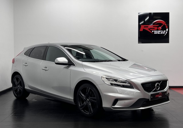 VOLVO V40 2.0 D3 R-Design Edition Auto Euro 6 (s/s) 5dr (2019/69)
