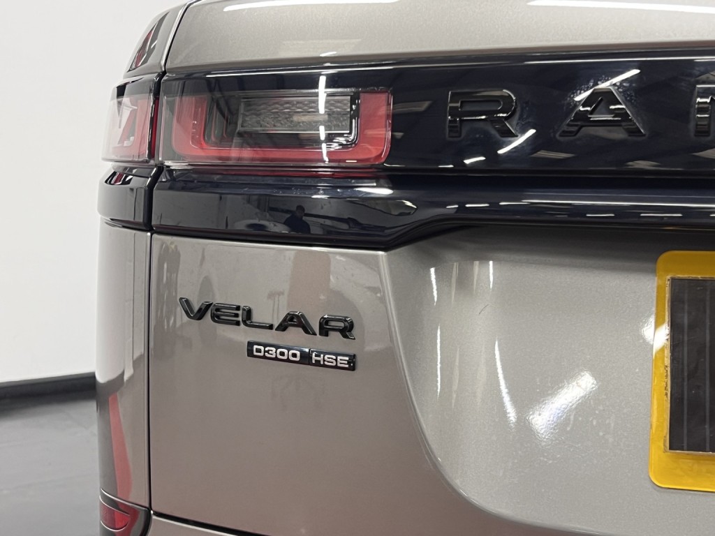 LAND ROVER RANGE ROVER VELAR
