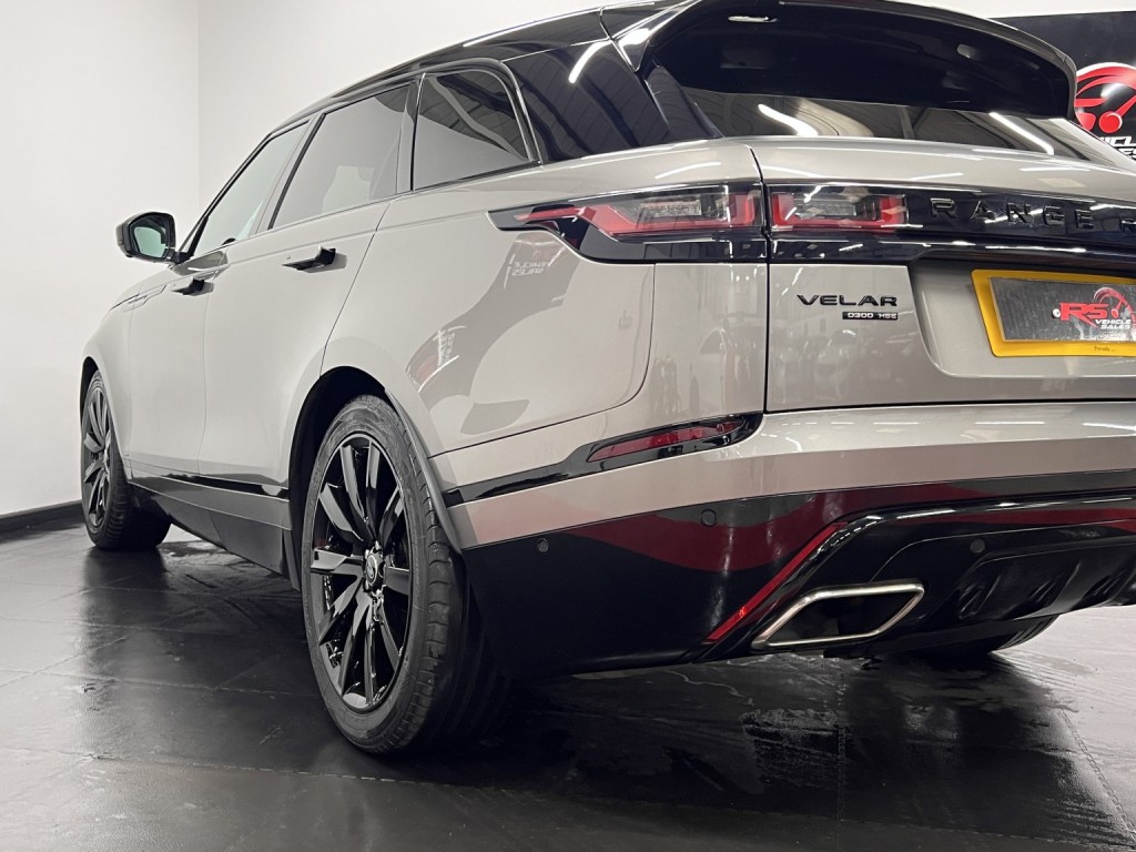 LAND ROVER RANGE ROVER VELAR