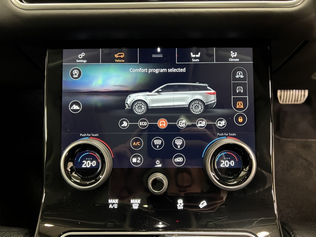 LAND ROVER RANGE ROVER VELAR