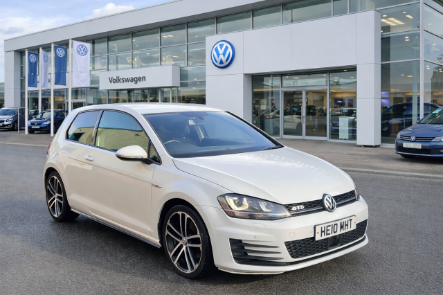 VOLKSWAGEN GOLF 2.0 TDI BlueMotion Tech GTD (2015/65)