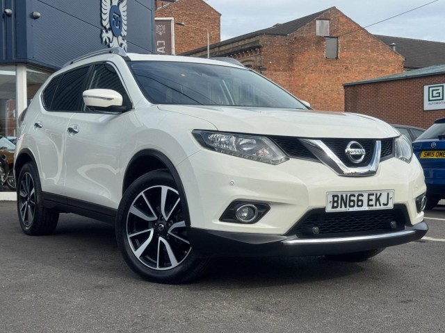NISSAN X-TRAIL
