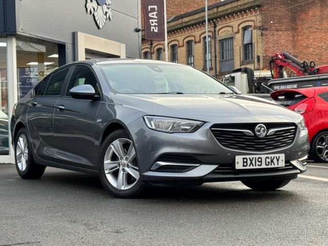VAUXHALL INSIGNIA