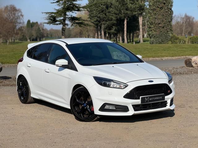 FORD FOCUS 2.0 T EcoBoost ST-3