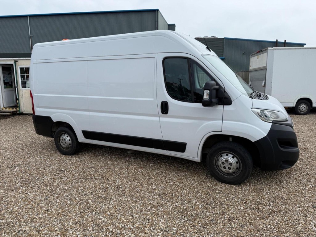 VAUXHALL MOVANO