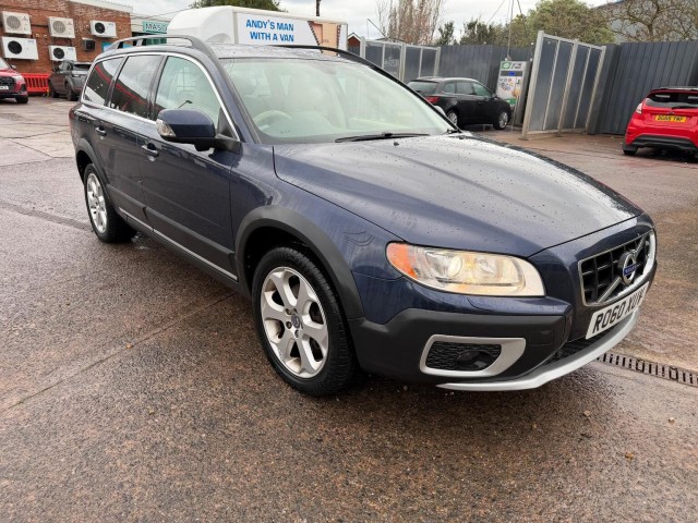 VOLVO XC70