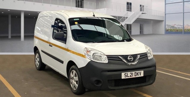 NISSAN NV250