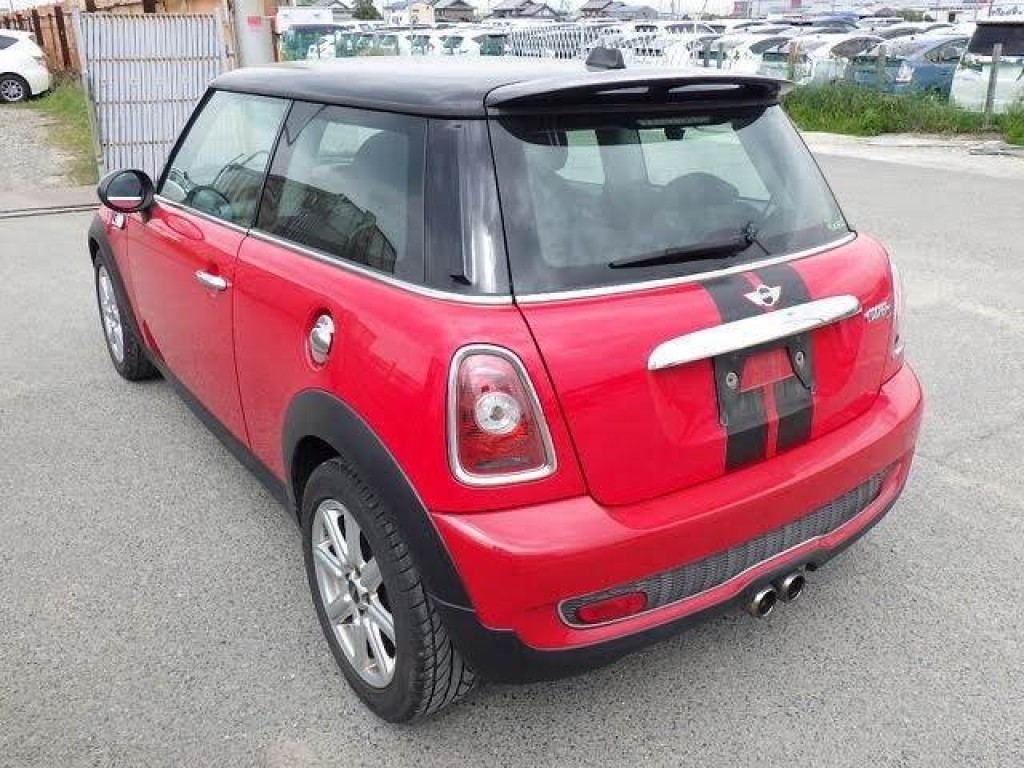 MINI HATCH COOPER