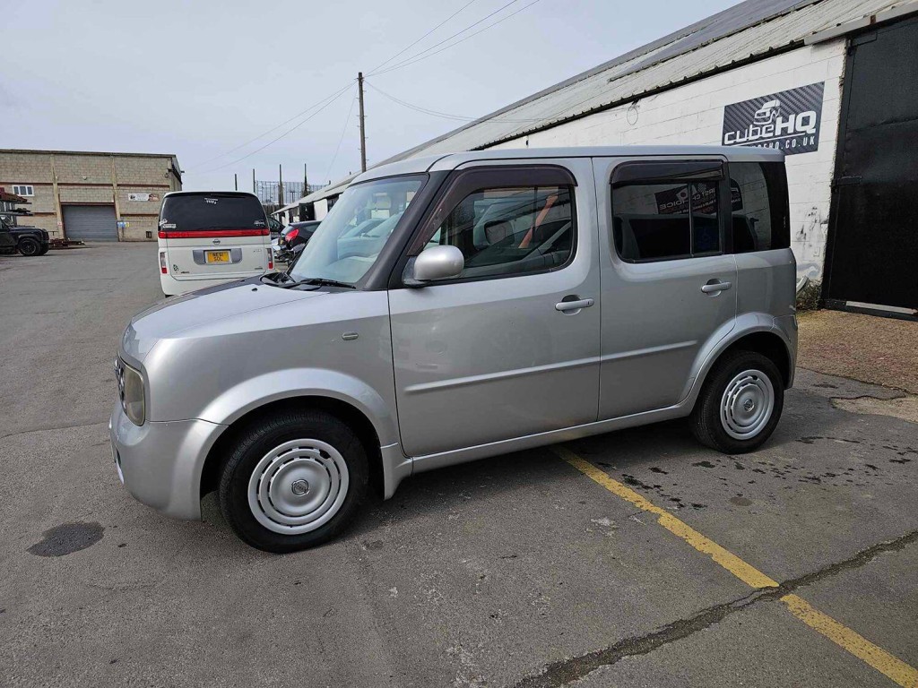 NISSAN CUBE