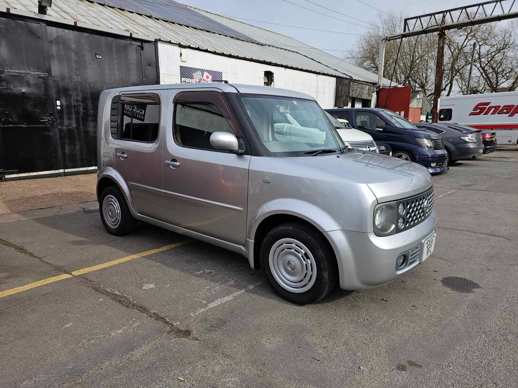 NISSAN CUBE