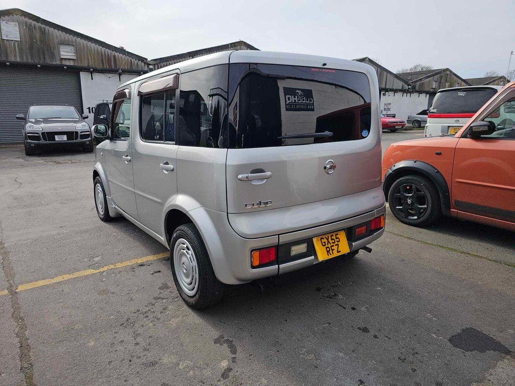 NISSAN CUBE
