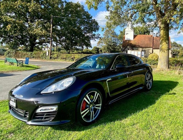 PORSCHE PANAMERA 4.8 Turbo S