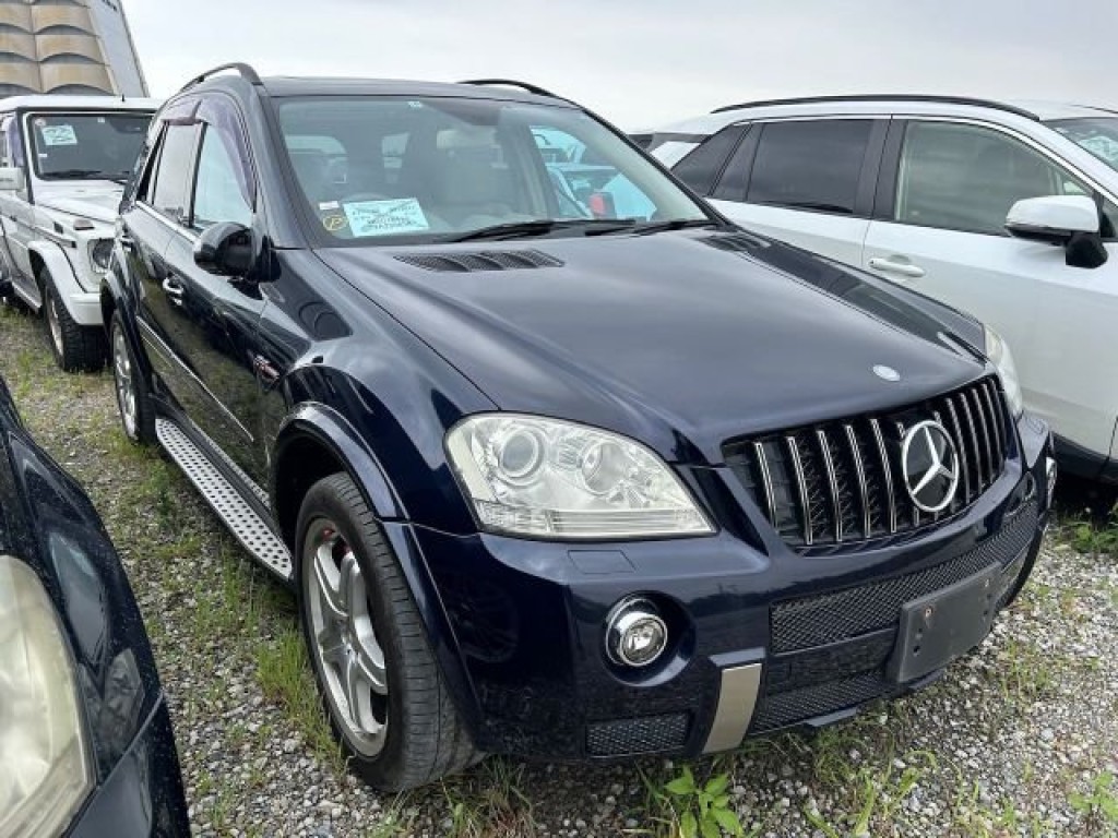 MERCEDES-BENZ M CLASS