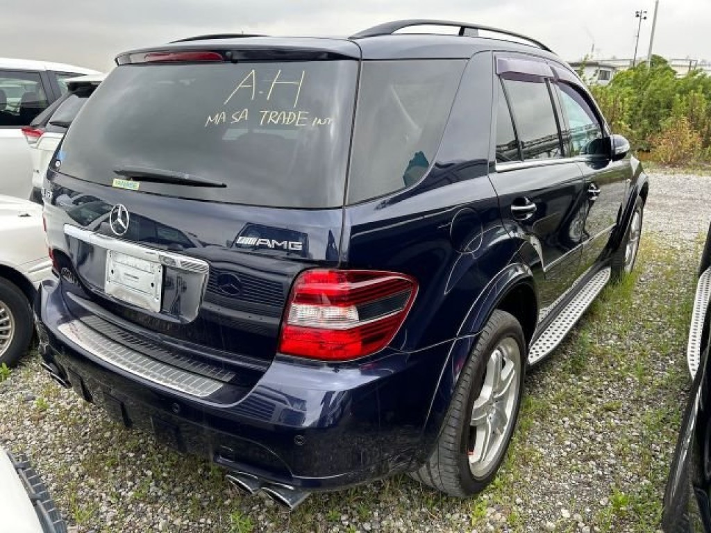 MERCEDES-BENZ M CLASS