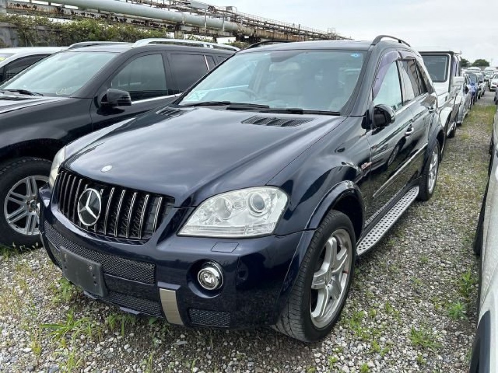 MERCEDES-BENZ M CLASS