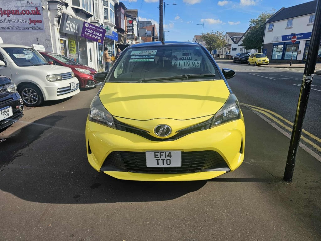 TOYOTA VITZ
