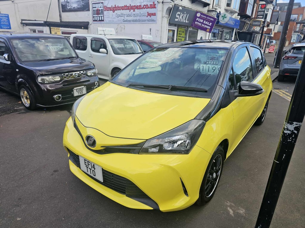 TOYOTA VITZ