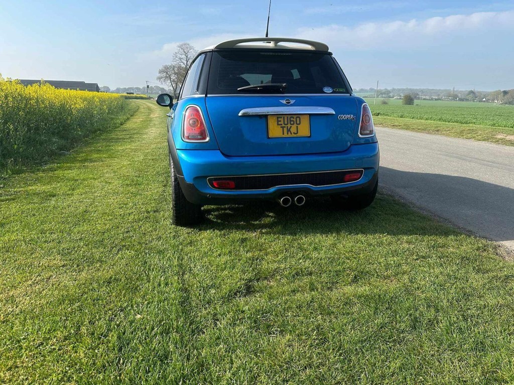 MINI HATCH COOPER S