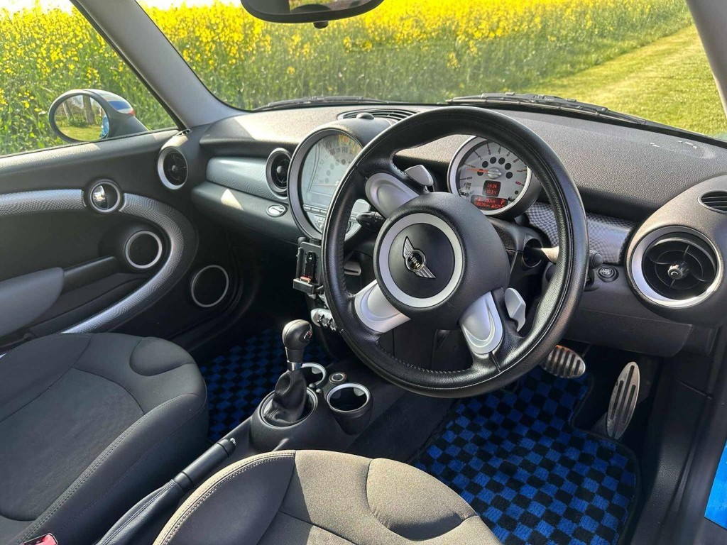 MINI HATCH COOPER S