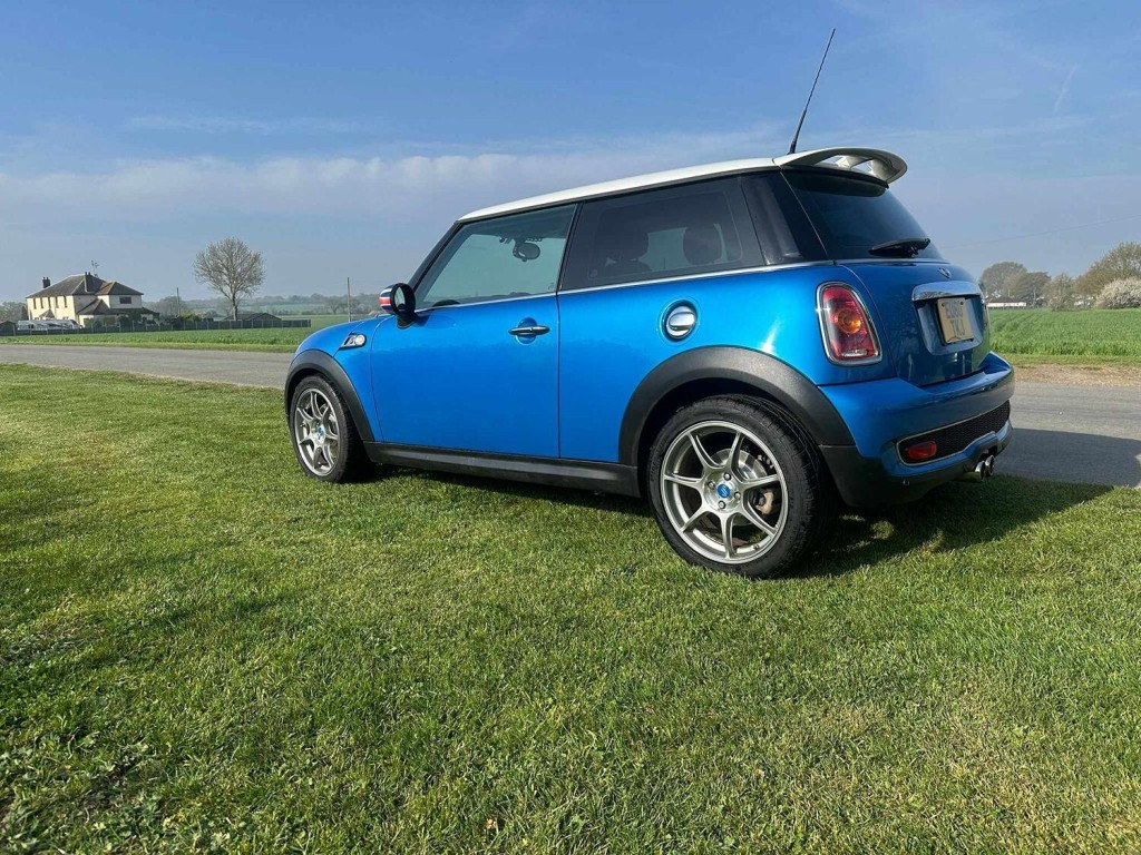 MINI HATCH COOPER S