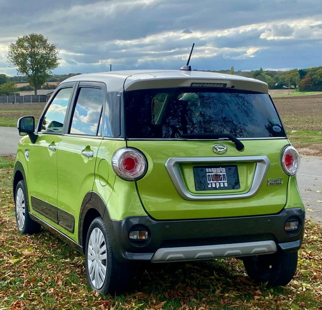 DAIHATSU CAST