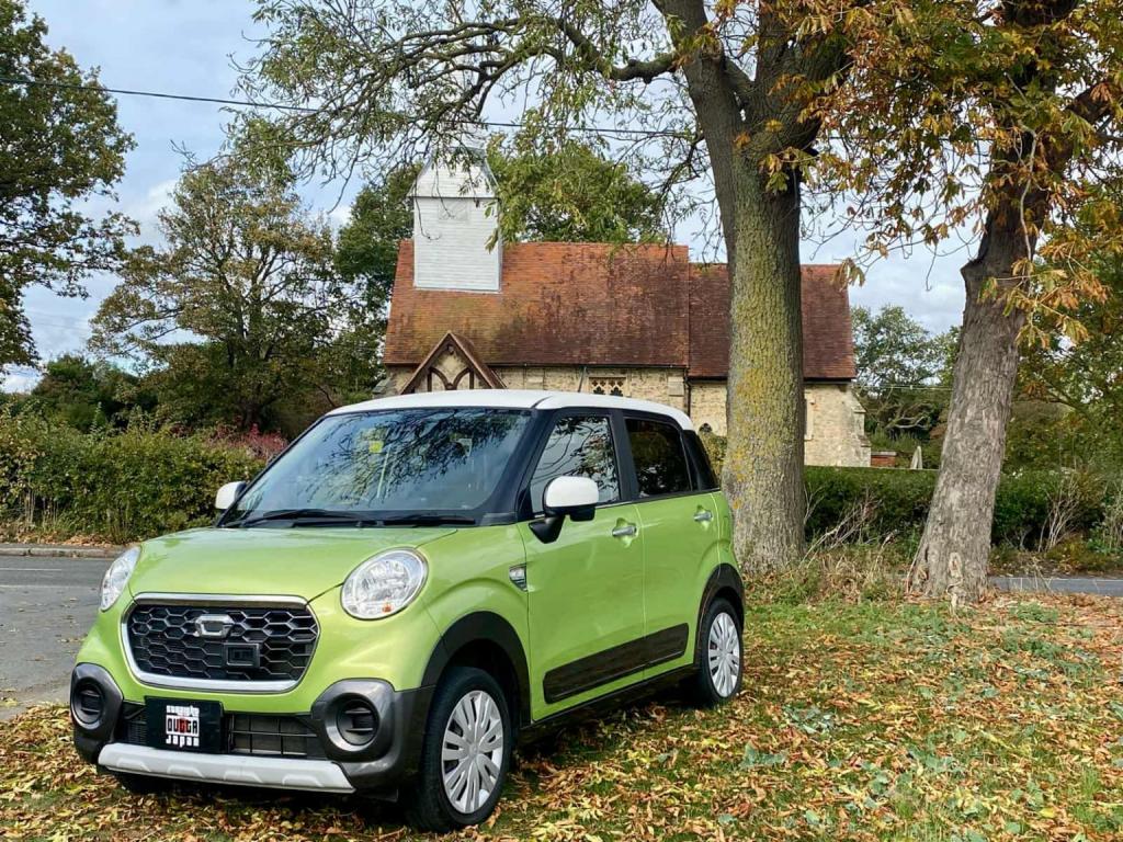 DAIHATSU CAST