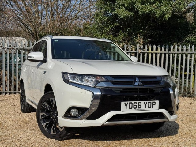 MITSUBISHI OUTLANDER 2.0h 12kWh GX4h CVT 4WD Euro 6 (s/s) 5dr