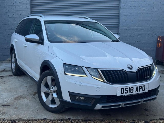 SKODA OCTAVIA 2.0 TDI Scout 4WD Euro 6 (s/s) 5dr