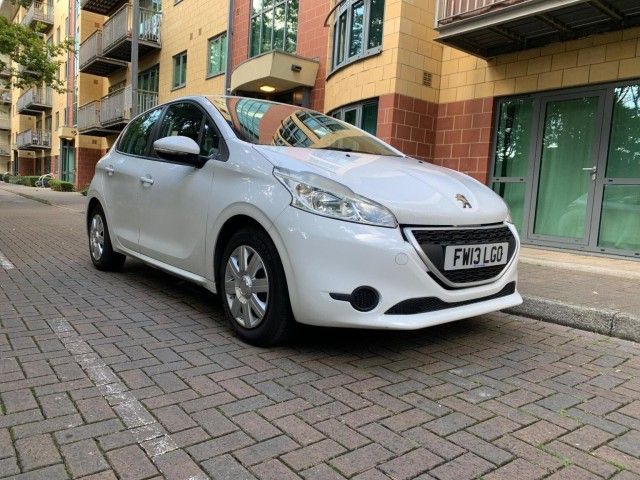 PEUGEOT 208 1.2 VTi Access+ Euro 5 5dr