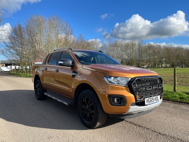 FORD RANGER 3.2 TDCi Wildtrak Auto 4WD Euro 6 (s/s) 4dr