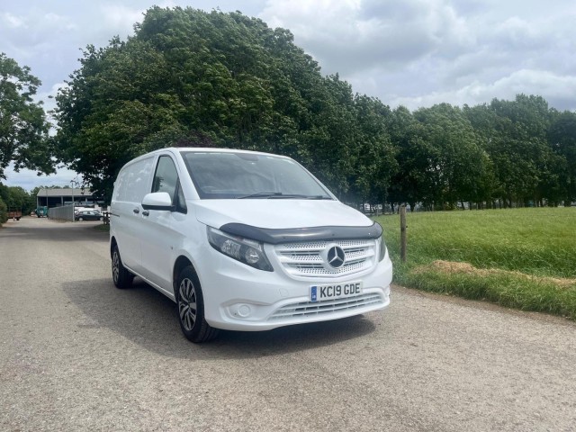 MERCEDES-BENZ VITO 2.1 114 CDI BlueTEC G-Tronic+ RWD L1 Euro 6 (s/s) 5dr