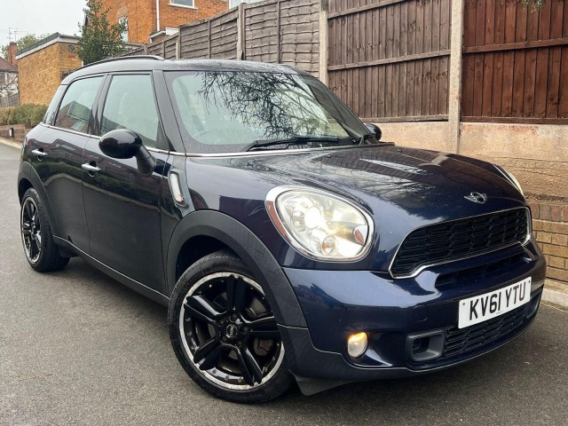MINI COUNTRYMAN 2011