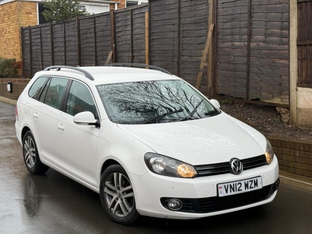 VOLKSWAGEN GOLF 2012