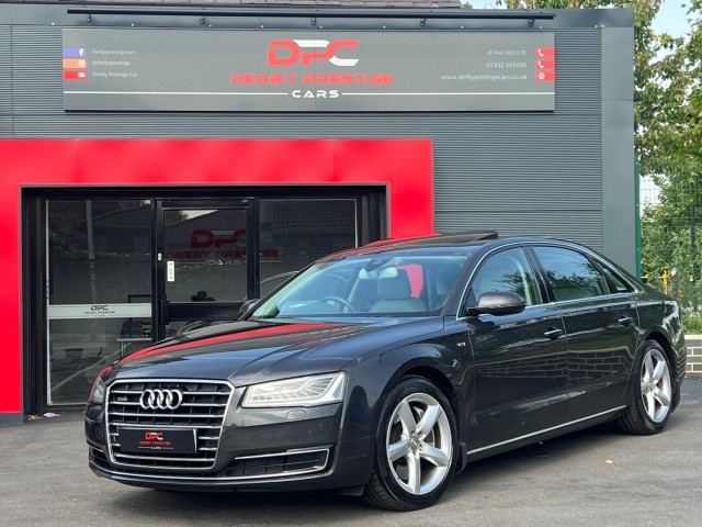 AUDI A8