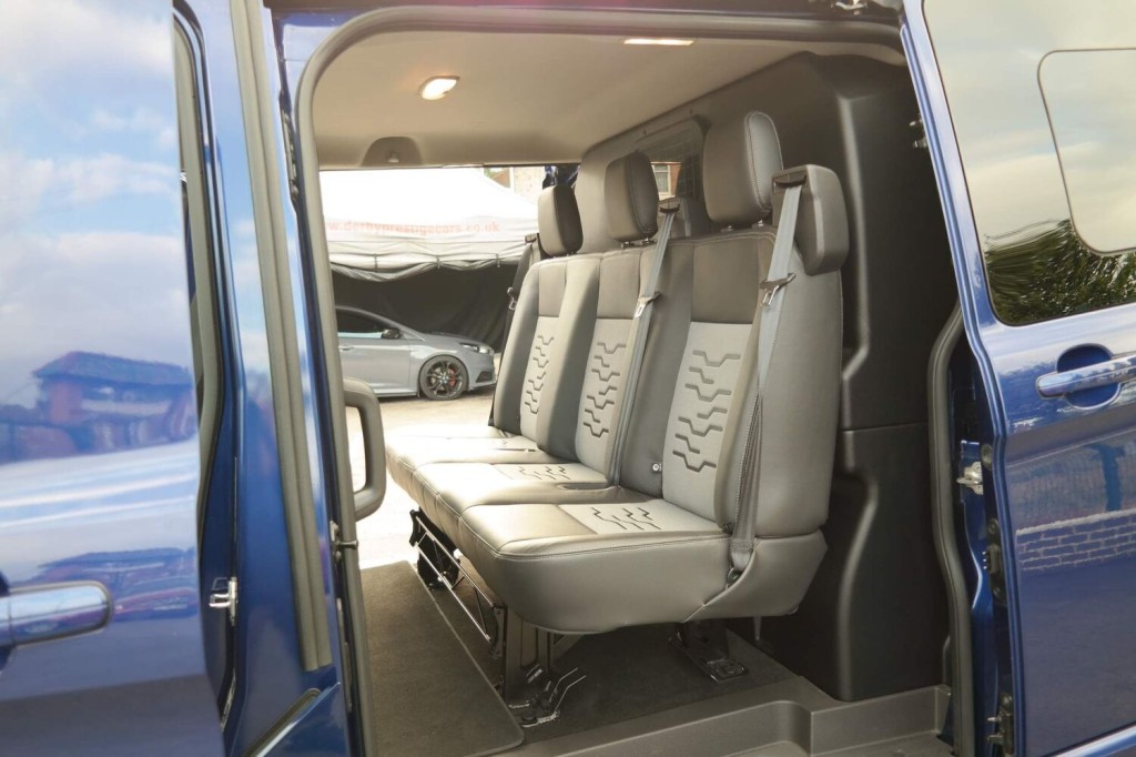 FORD TRANSIT CUSTOM