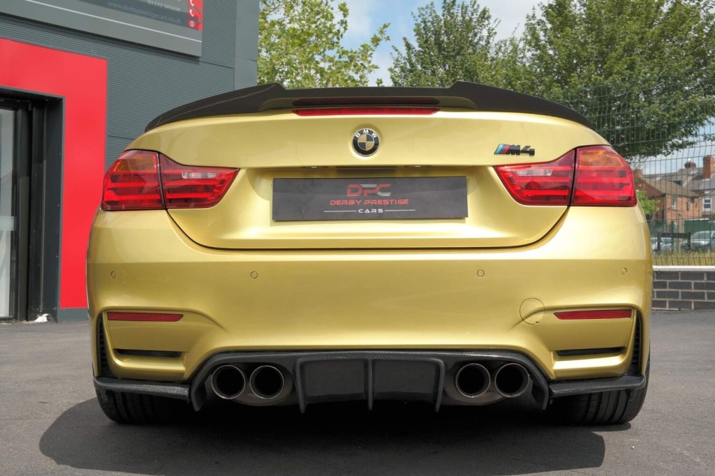 BMW M4