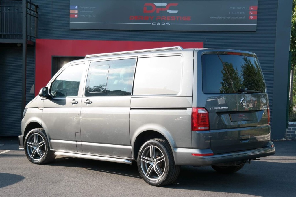 VOLKSWAGEN TRANSPORTER