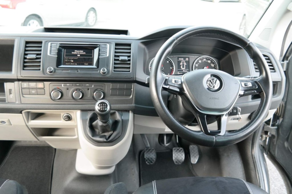 VOLKSWAGEN TRANSPORTER